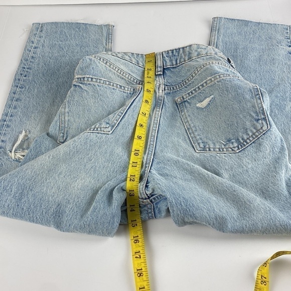 Light wash ripped mid rise button fly boyfriend raw hem denim jeans size 4 - Picture 9 of 11